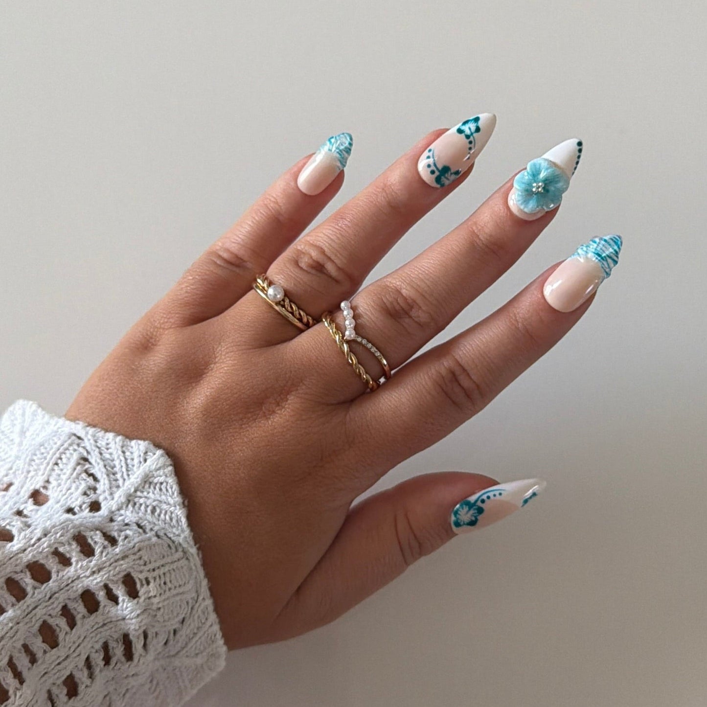 OCEAN HIBISCUS - Press  on nails
